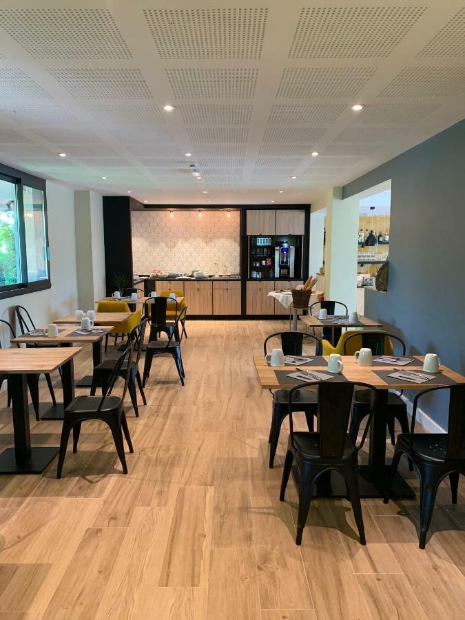 רוקמאדור Logis Hotels - Le Bellaroc - Hotel 2 Etoiles Et Restaurant מראה חיצוני תמונה